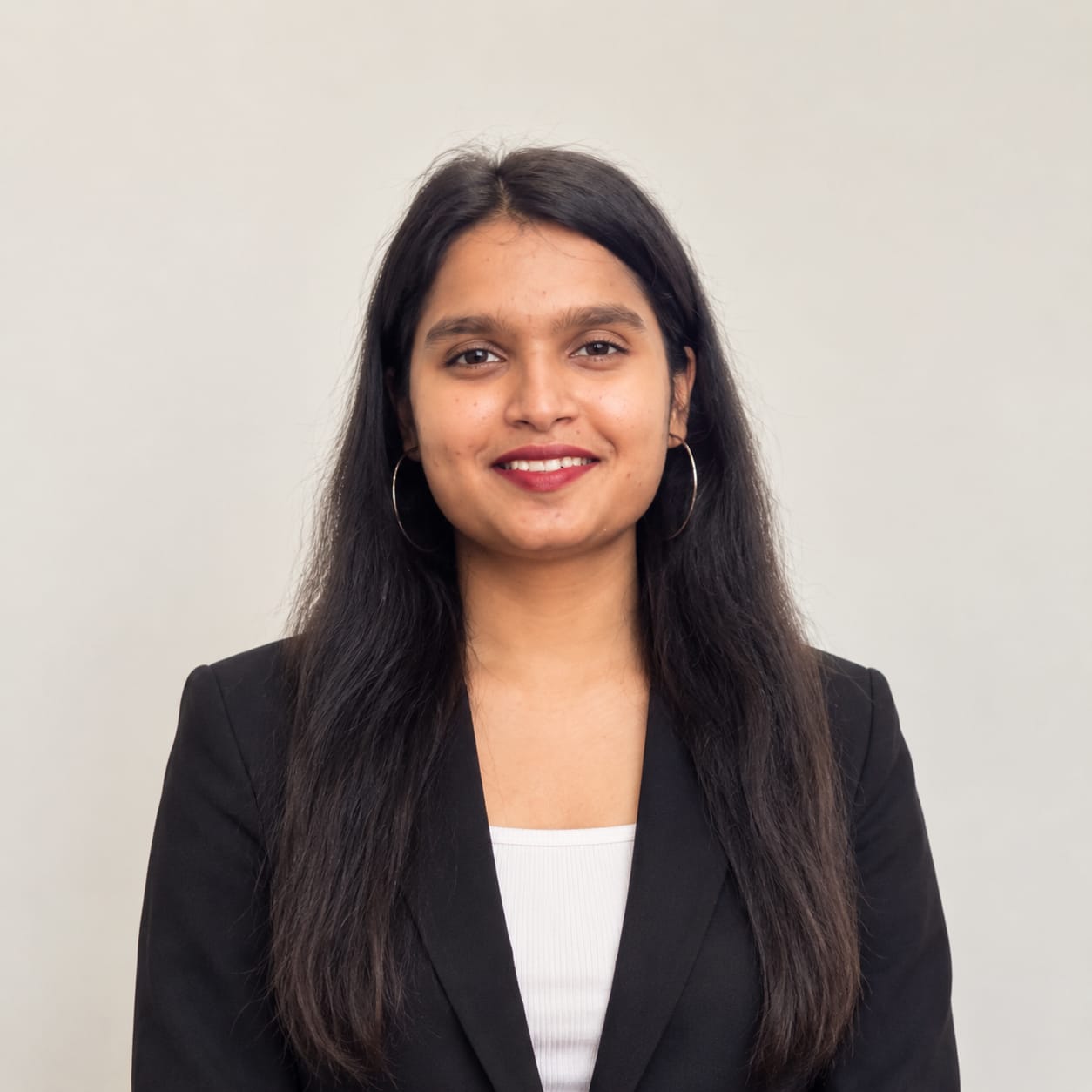 Himanshi Bhatt - Frontned Developer
